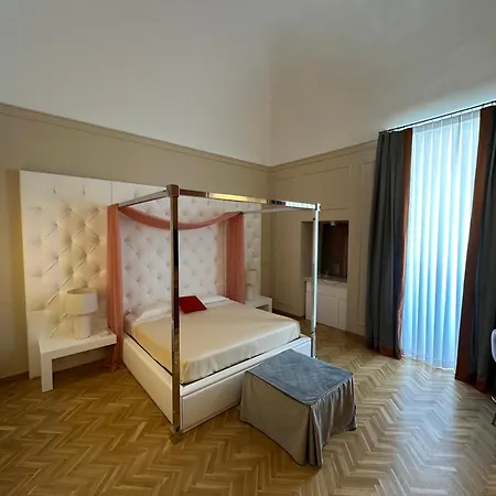 Palazzo Bonomi מלון 4*