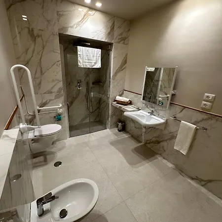 Palazzo Bonomi Hotel 4*