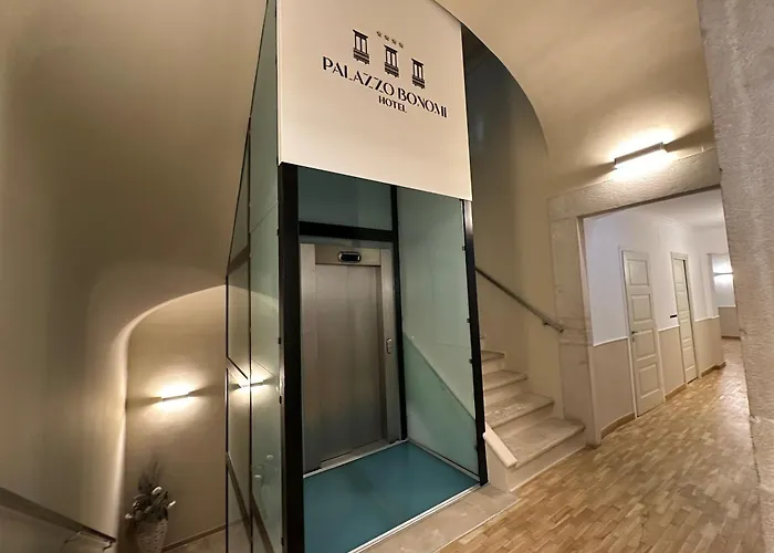 Palazzo Bonomi 4* Bisceglie